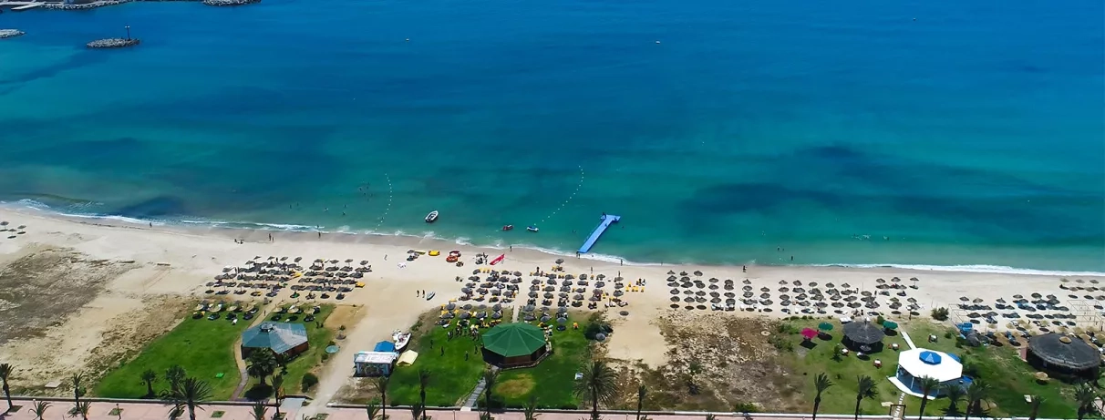 vue aérienne de la plage