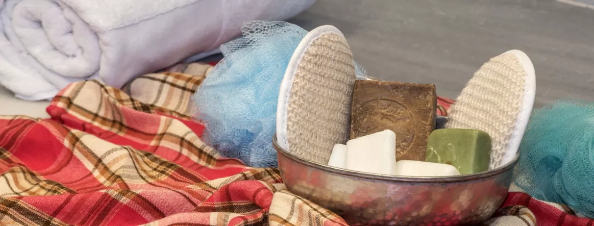 espace de détente avec des accessoires de soins