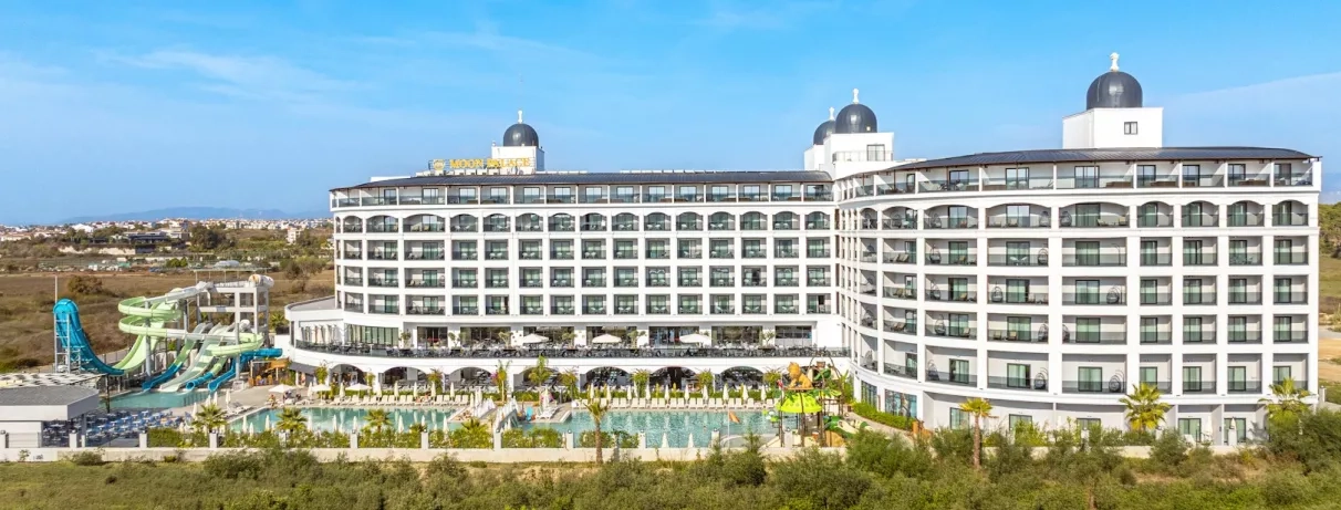 vue de l'ensemble de l'infrastructure de l'hôtel