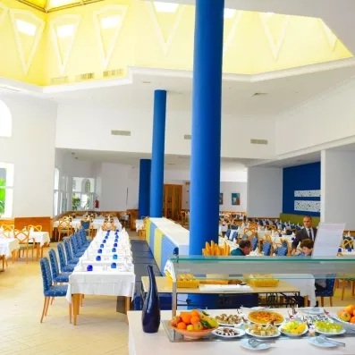 restaurant avec buffets crudités