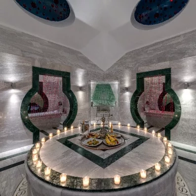 espace de détente avec un bain turc