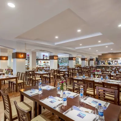 salle du restaurant principal