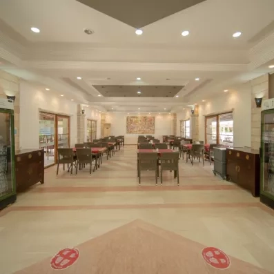 salle de restaurant intérieur