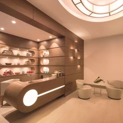 entrée de l'espace de détente du spa