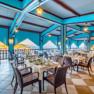 salle de restaurant extérieur