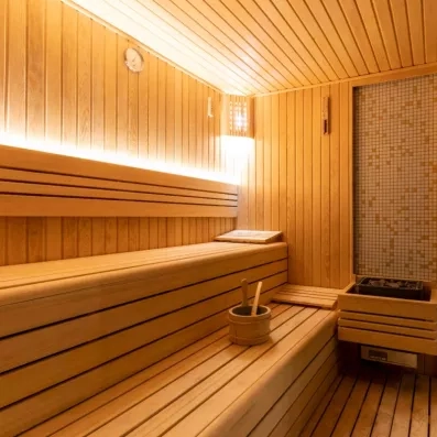 espace de détente avec un sauna
