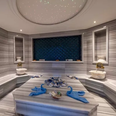 espace de détente avec un bain turc