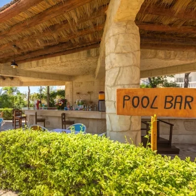 pool bar 
