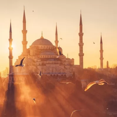 vue sur la mosquée au couché du soleil