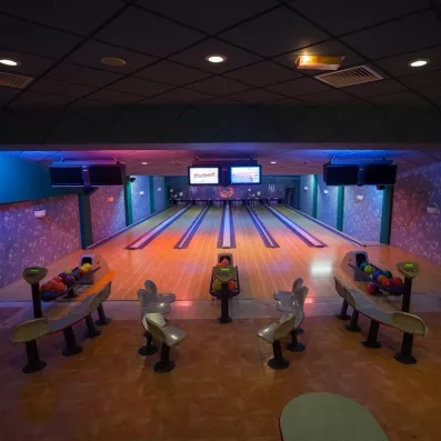 6 pistes de bowling