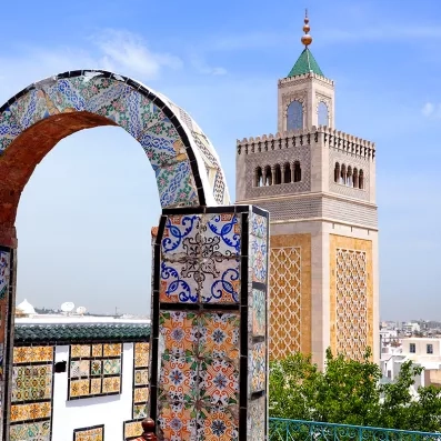 vue sur un minaret de Tunis, capitale tunisienne